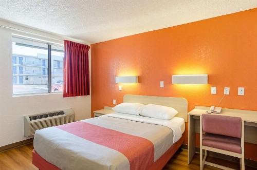 Motel 6-Denver CO - Federal Boulevard - image 16