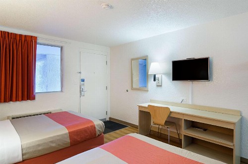 Motel 6-Denver CO - Federal Boulevard - image 21