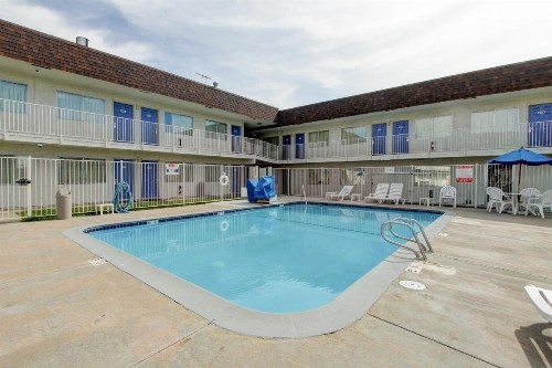 Motel 6-Denver CO - Airport - image 17