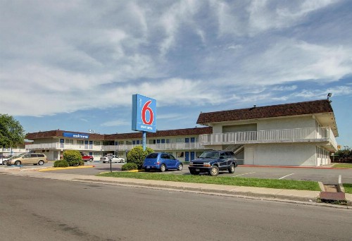 Motel 6-Denver CO - Airport - image 3