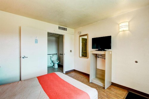 Motel 6-Denver CO - Airport - image 50