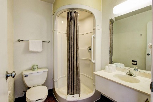 Motel 6-Denver CO - Airport - image 9