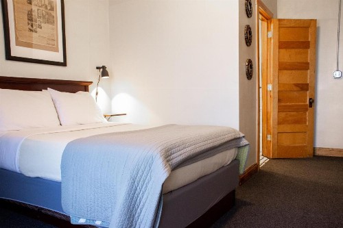 11th Avenue Hostel - image 40