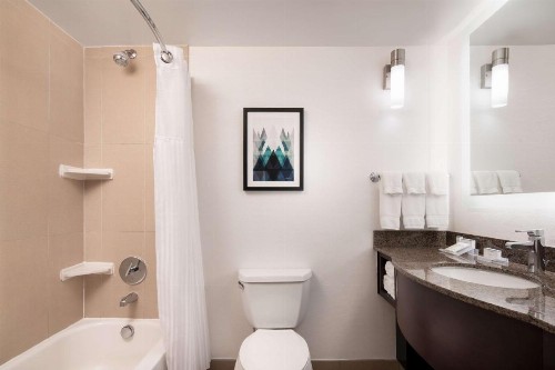 Hilton Garden Inn Denver/Cherry Creek - image 24