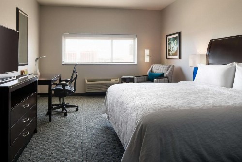 Hilton Garden Inn Denver/Cherry Creek - image 28