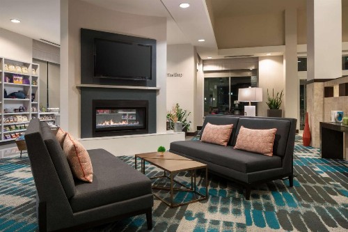 Hilton Garden Inn Denver/Cherry Creek - image 4