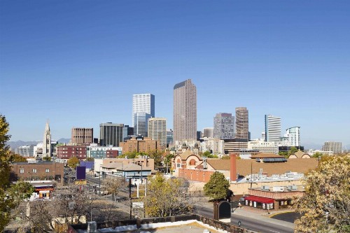 Days Inn by Wyndham Denver Downtown - image 1