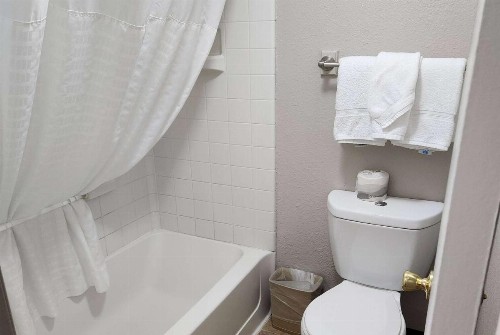 Days Inn by Wyndham Denver Downtown - image 19