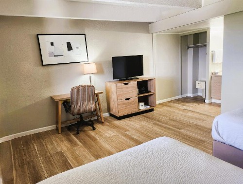 Days Inn by Wyndham Denver Downtown - image 23