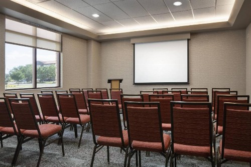 Courtyard by Marriott Denver Airport - image 39