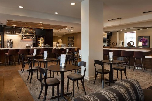 Courtyard by Marriott Denver Airport - image 8
