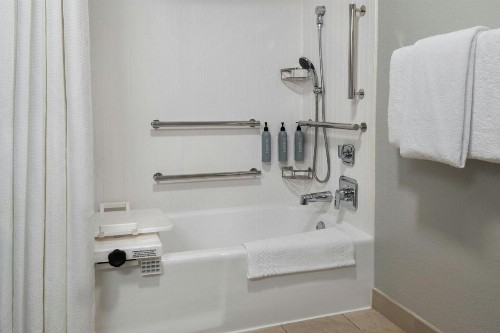 Courtyard by Marriott Denver Central Park - image 44