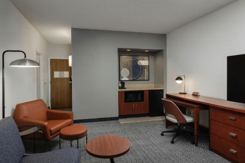 Courtyard by Marriott Denver Central Park - image 45