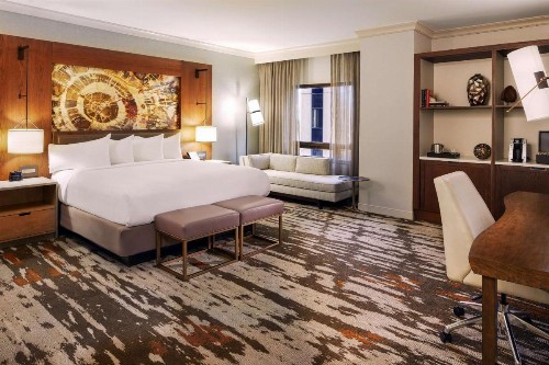 Hilton Denver City Center - image 18