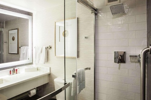 Hilton Denver City Center - image 7