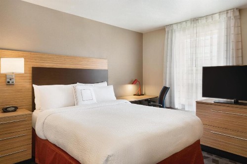 TownePlace Suites Denver Downtown - image 7