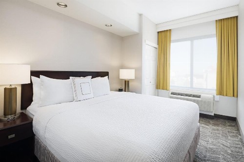 SpringHill Suites by Marriott Denver Airport - image 30