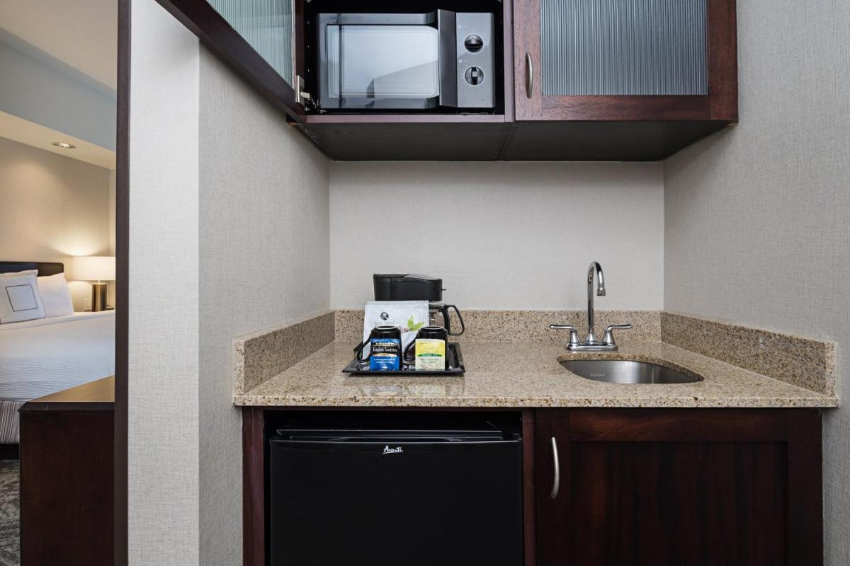 SpringHill Suites by Marriott Denver Airport - image 5