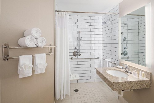 SpringHill Suites by Marriott Denver Airport - image 7