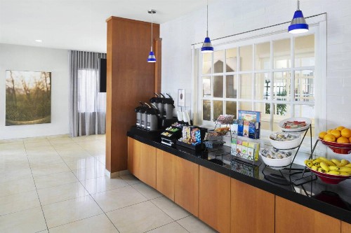 Fairfield Inn & Suites Denver Airport - image 11