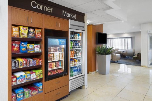 Fairfield Inn & Suites Denver Airport - image 4