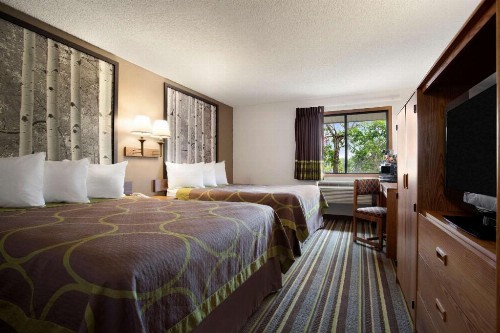 Super 8 by Wyndham Westminster Denver North - image 13