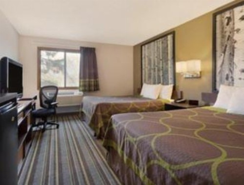 Super 8 by Wyndham Westminster Denver North - image 14