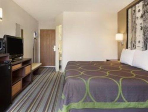 Super 8 by Wyndham Westminster Denver North - image 22