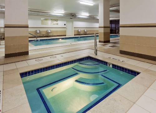 Hampton Inn & Suites Denver Airport / Gateway Park - image 11
