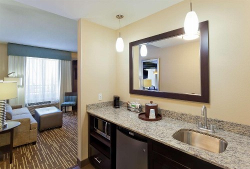 Hampton Inn & Suites Denver Airport / Gateway Park - image 23