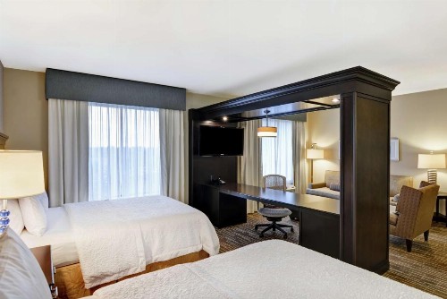 Hampton Inn & Suites Denver Airport / Gateway Park - image 26