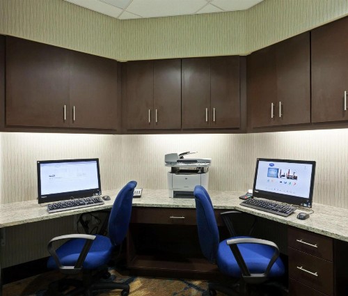Hampton Inn & Suites Denver Airport / Gateway Park - image 28