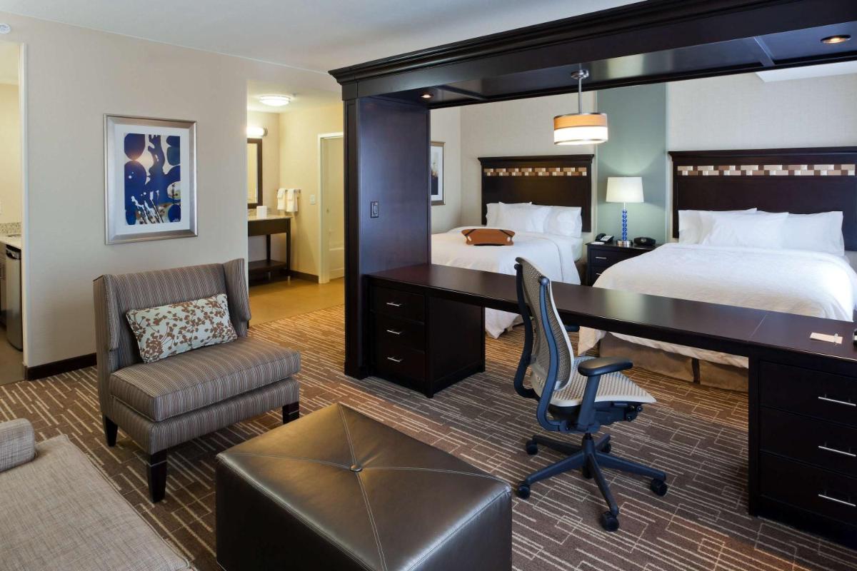 Hampton Inn & Suites Denver Airport / Gateway Park - image 3