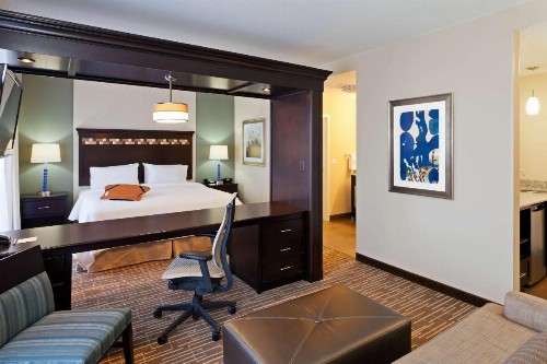 Hampton Inn & Suites Denver Airport / Gateway Park - image 34
