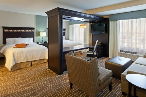 Hampton Inn & Suites Denver Airport / Gateway Park - image 37