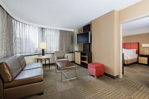 Holiday Inn Express Denver Downtown an IHG Hotel - image 9