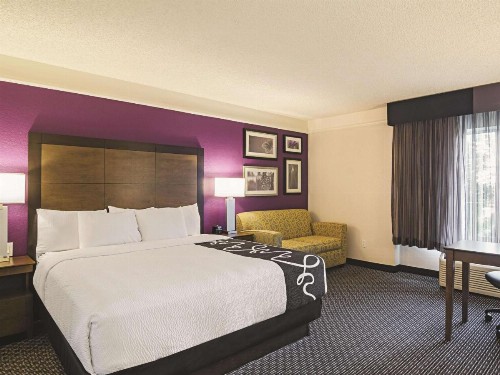 La Quinta by Wyndham Denver Airport DIA - image 21