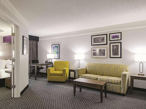 La Quinta by Wyndham Denver Airport DIA - image 36