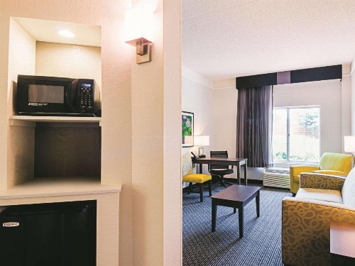 La Quinta by Wyndham Denver Airport DIA - image 37
