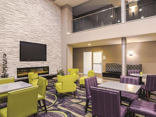 La Quinta by Wyndham Denver Airport DIA - image 8