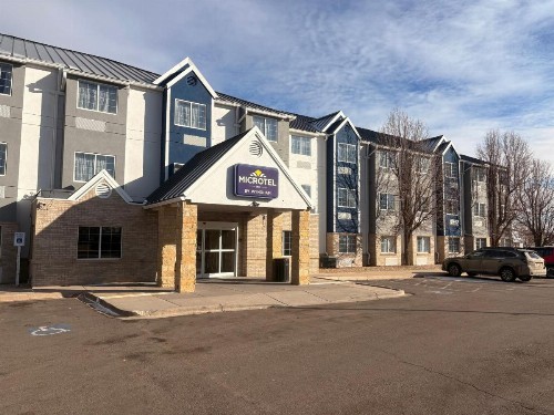 Microtel Inn and Suites DIA - image 21