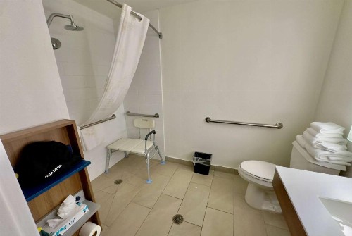 Microtel Inn and Suites DIA - image 29