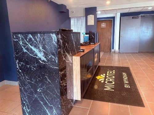 Microtel Inn and Suites DIA - image 48
