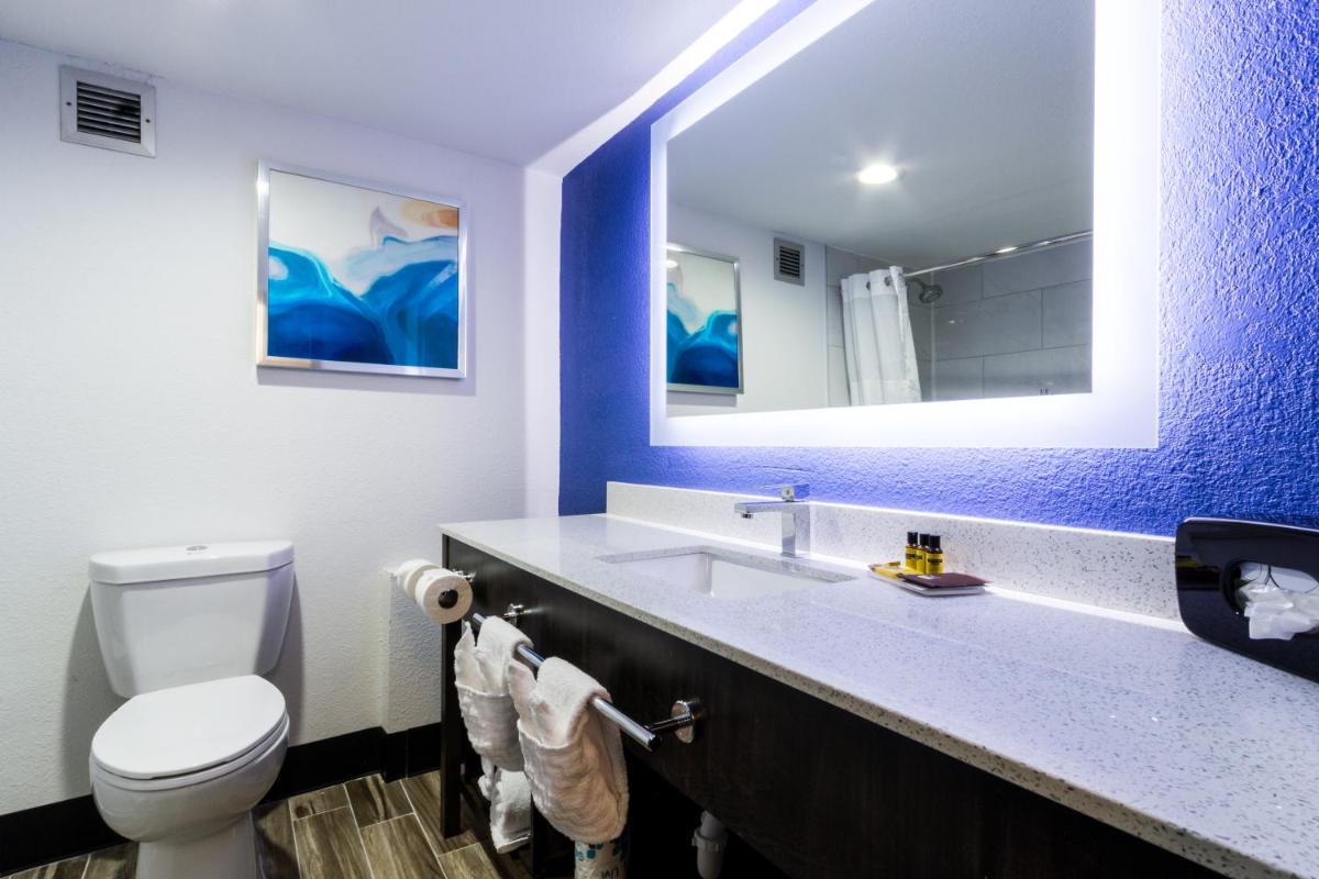 Best Western Plus Executive Residency Denver-Central Park Hotel - image 3
