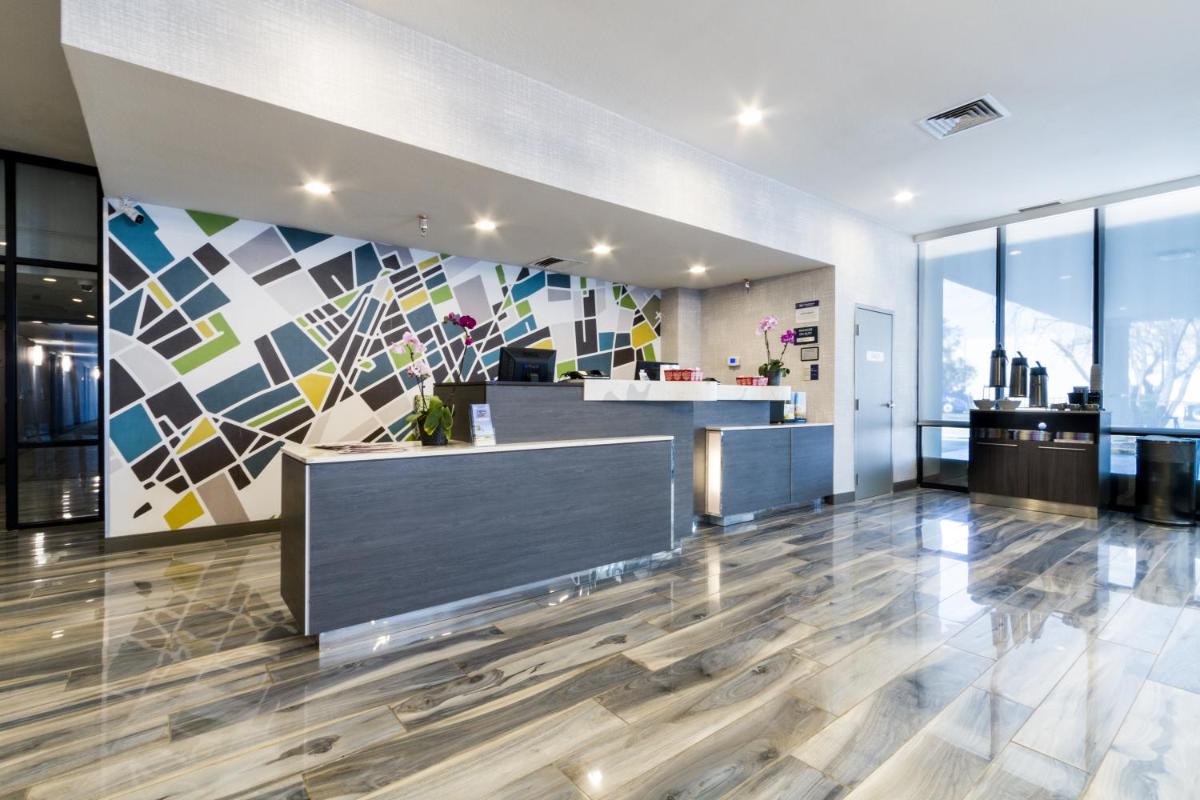 Best Western Plus Executive Residency Denver-Central Park Hotel - image 6