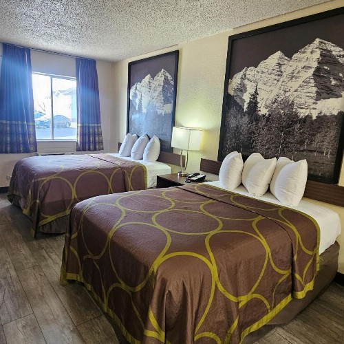 Super 8 by Wyndham Denver Central - image 30
