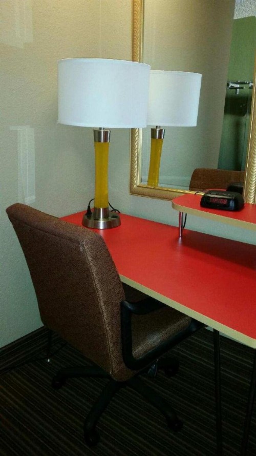Super 8 by Wyndham Denver Central - image 42