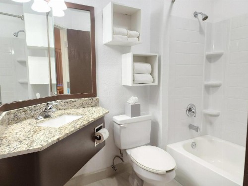 Quality Inn & Suites Denver International Airport - image 24