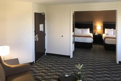Quality Inn & Suites Denver International Airport - image 49