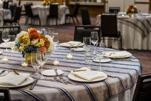 Hyatt Regency Denver at Colorado Convention Center - image 4